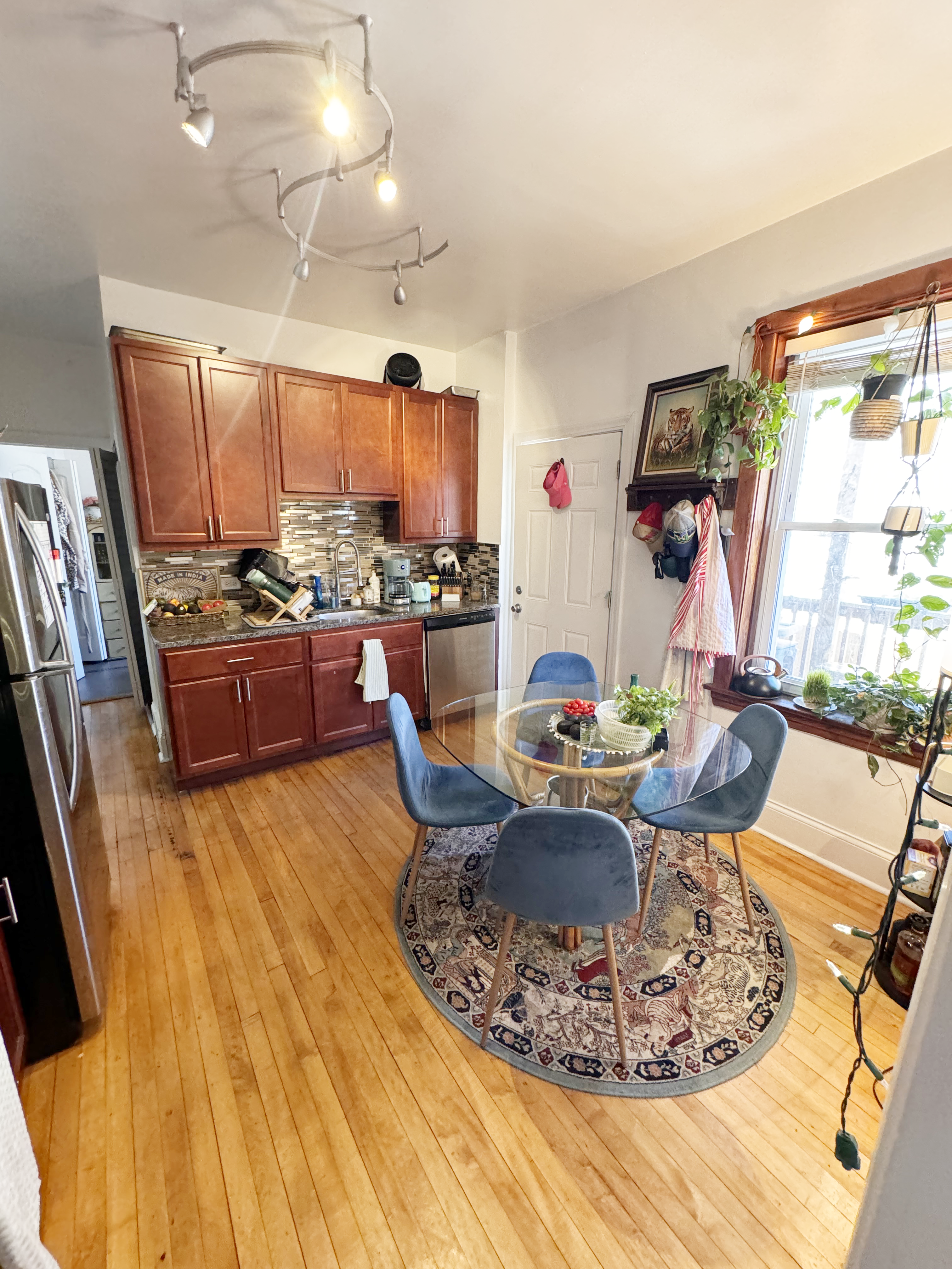 3749-53 N. Hoyne Ave. 3749 N. Hoyne Ave., Chicago, IL 60618 North Center - Leasing by Cross Street